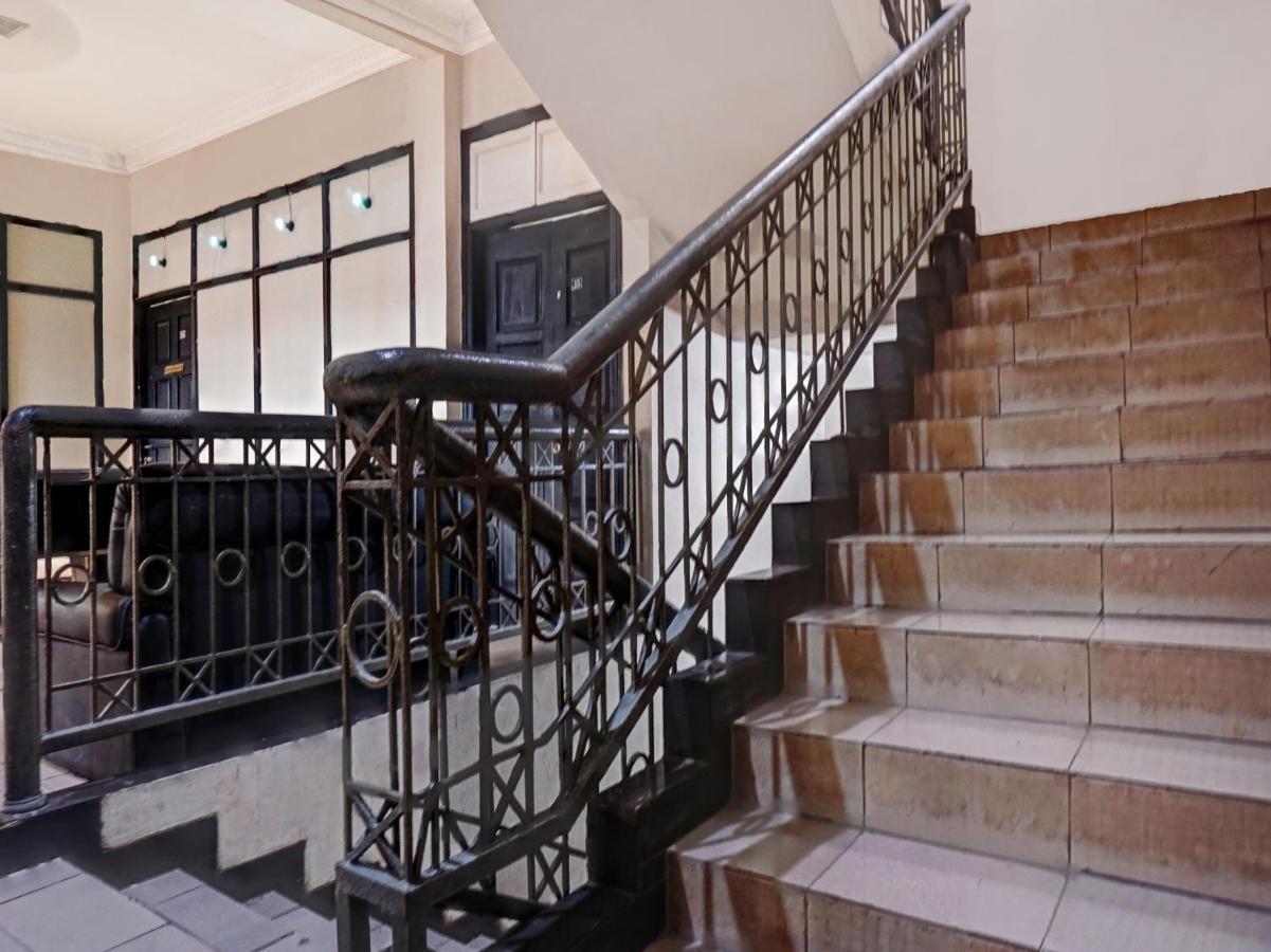 Mencil Oyo 90702 Wisma Tobana Kebayoran מראה חיצוני תמונה
